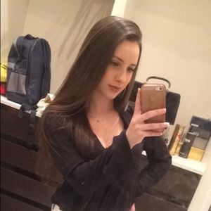 Meet your Posher, Ana carolina